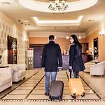 Hotel Aurora Family &