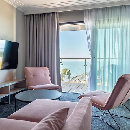 Hotell Aurora Family & 4*