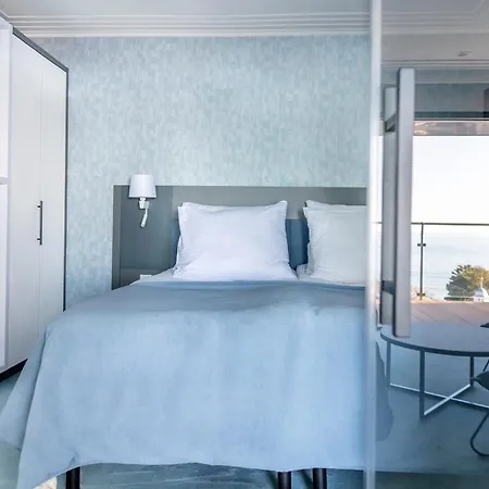 Aurora Family & Hotel 4*