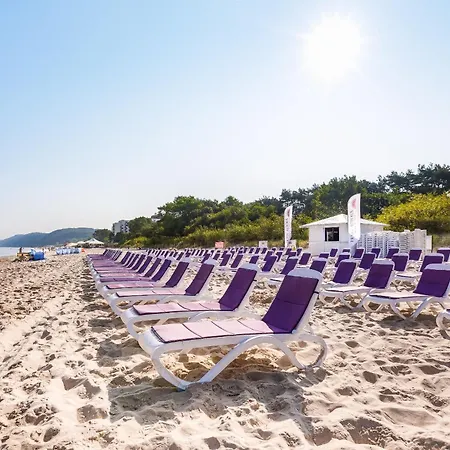 Aurora Family & Ξενοδοχείο 4*