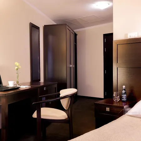 Hotel Aurora Family &