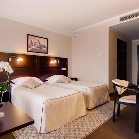 Aurora Family & Szálloda Międzyzdroje