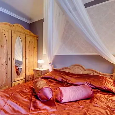 Szálloda Aurora Family &