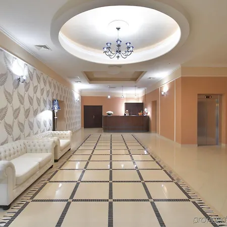 Hotell Aurora Family & 4*